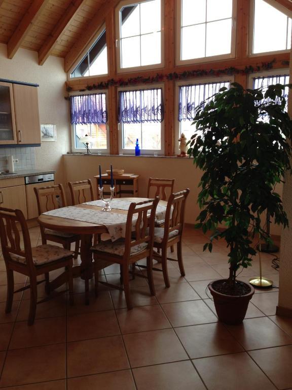 Apartment Villenauxer Flonheim Pokoj fotografie